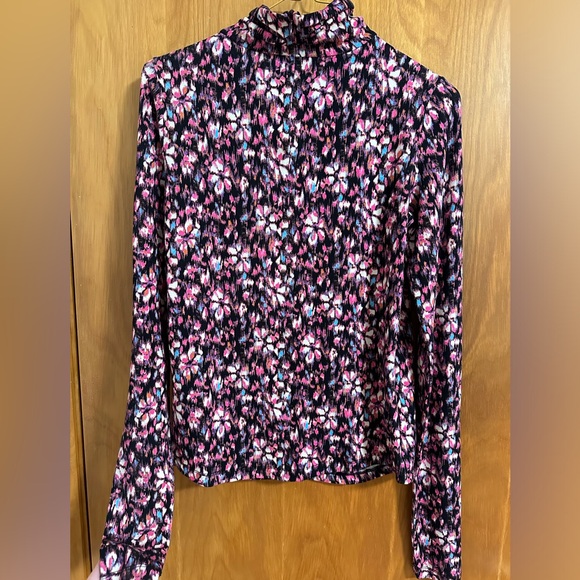 Isabel Marant Étoile
Isabel Marant Étoile Lou Ruched Long Sleeve Turtleneck - Picture 6 of 15